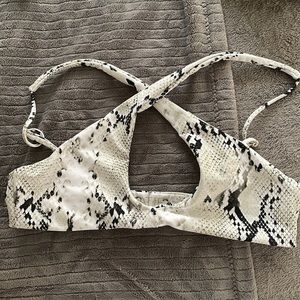 Skatie swim top
